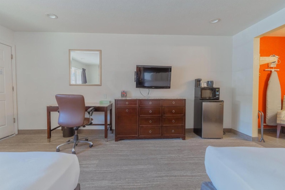 The Yosemite Inn Image 16